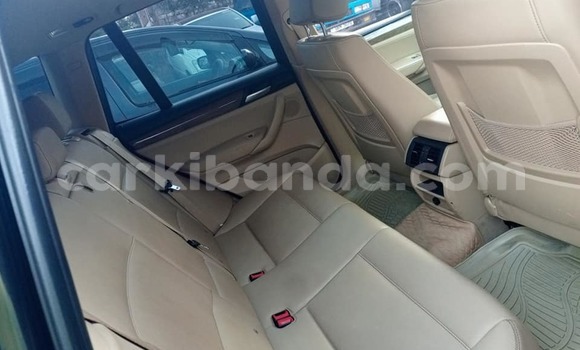 Acheter Occasion Voiture BMW X3 Noir à Kampala, Ouganda Acheter Occasion Voiture BMW X3 Noir à Kampala, Ouganda