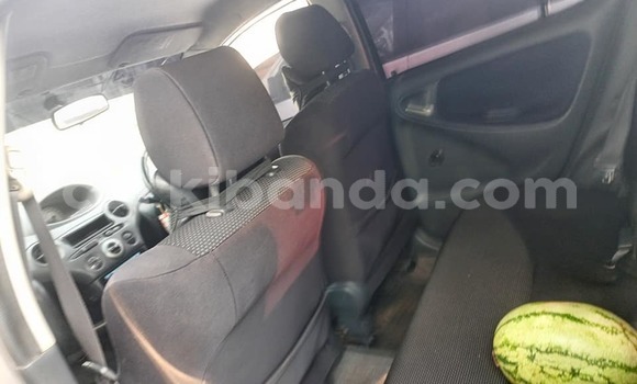 Acheter Occasion Voiture Toyota Vitz Autre à Bundibugyo, Occidental Acheter Occasion Voiture Toyota Vitz Autre à Bundibugyo, Occidental