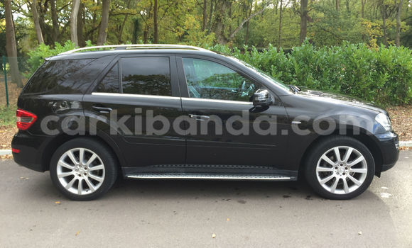 Buy Used Mercedes‒Benz ML–Class Black Car in Kampala in Uganda Buy Used Mercedes‒Benz ML–Class Black Car in Kampala in Uganda