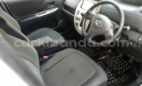 Buy Used Toyota RAV4 White Car in Bugembe in Eastern Buy Used Toyota RAV4 White Car in Bugembe in Eastern
