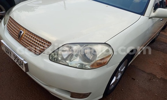 Buy Used Toyota Mark X White Car in Bugiri in Eastern