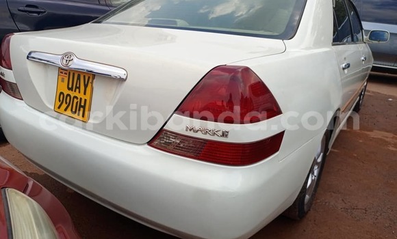 Acheter Occasion Voiture Toyota Mark X Blanc à Bugiri, Est Acheter Occasion Voiture Toyota Mark X Blanc à Bugiri, Est