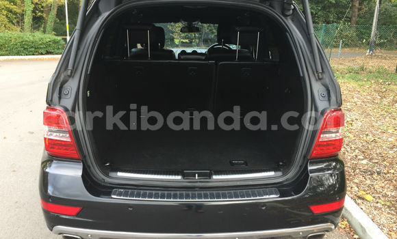 Buy Used Mercedes‒Benz ML–Class Black Car in Kampala in Uganda Buy Used Mercedes‒Benz ML–Class Black Car in Kampala in Uganda