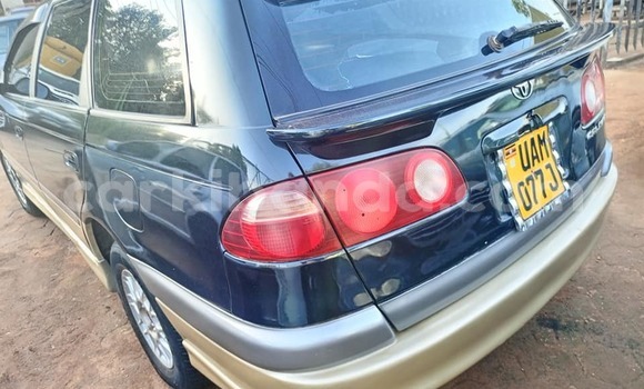 Acheter Occasion Voiture Toyota Carina Noir à Bugembe, Est Acheter Occasion Voiture Toyota Carina Noir à Bugembe, Est