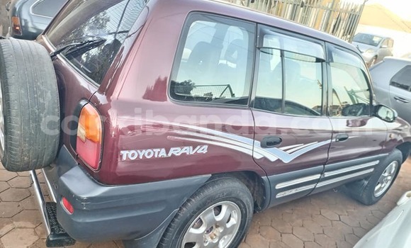 Acheter Occasion Voiture Toyota RAV4 Rouge à Bundibugyo, Occidental Acheter Occasion Voiture Toyota RAV4 Rouge à Bundibugyo, Occidental
