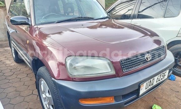 Acheter Occasion Voiture Toyota RAV4 Rouge à Bundibugyo, Occidental Acheter Occasion Voiture Toyota RAV4 Rouge à Bundibugyo, Occidental