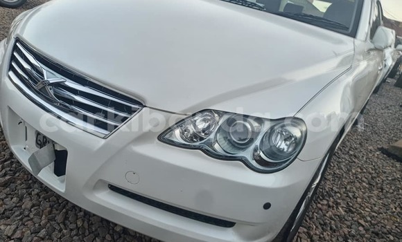 Buy Used Toyota Mark X White Car in Kampala in Uganda