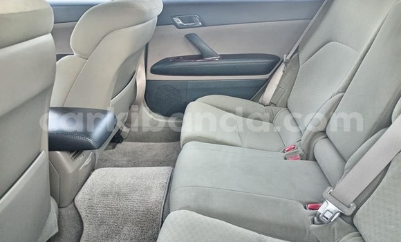 Acheter Occasion Voiture Toyota Mark X Blanc à Kampala, Ouganda Acheter Occasion Voiture Toyota Mark X Blanc à Kampala, Ouganda