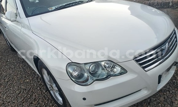 Acheter Occasion Voiture Toyota Mark X Blanc à Kampala, Ouganda Acheter Occasion Voiture Toyota Mark X Blanc à Kampala, Ouganda
