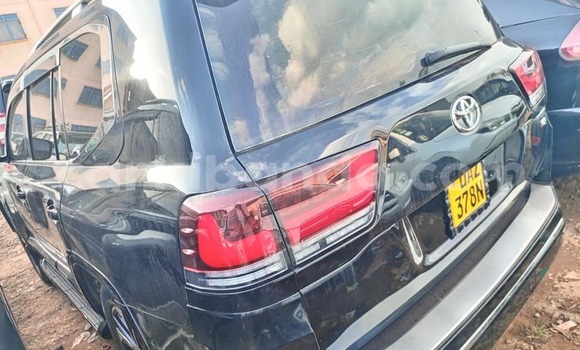 Acheter Occasion Voiture Toyota Land Cruiser Prado Noir à Bugiri, Est Acheter Occasion Voiture Toyota Land Cruiser Prado Noir à Bugiri, Est