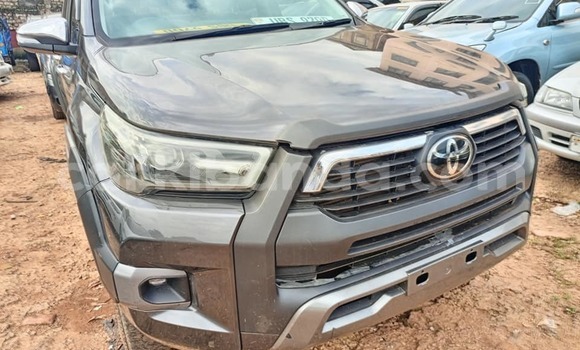 Acheter Occasion Voiture Toyota Hilux Noir à Bombo, Central Acheter Occasion Voiture Toyota Hilux Noir à Bombo, Central