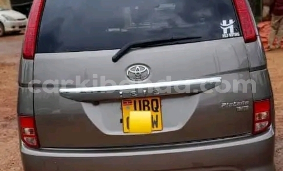 Buy Used Toyota ISis Other Car in Import - Dubai in Uganda Buy Used Toyota ISis Other Car in Import - Dubai in Uganda