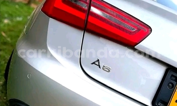 Buy Used Audi A6 White Car in Ibanda in Western
