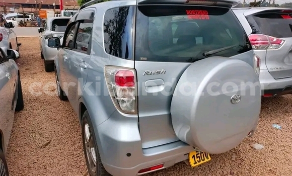 Gura Yakoze Toyota Rush Other Imodoka i Jinja mu Uganda Gura Yakoze Toyota Rush Other Imodoka i Jinja mu Uganda