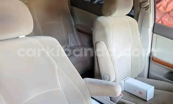 Gura Yakoze Toyota Harrier White Imodoka i Entebbe mu Uganda Gura Yakoze Toyota Harrier White Imodoka i Entebbe mu Uganda