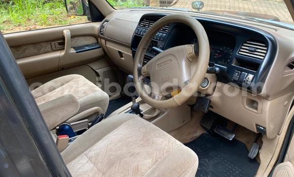 Buy Used Isuzu Bighorn Green Car in Kampala in Uganda Buy Used Isuzu Bighorn Green Car in Kampala in Uganda