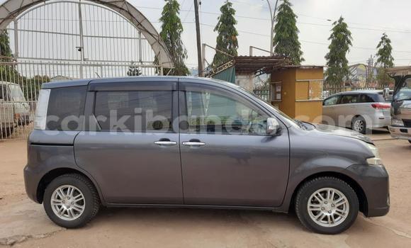Acheter Import Voiture Toyota Sienta Autre à Kampala, Ouganda Acheter Import Voiture Toyota Sienta Autre à Kampala, Ouganda