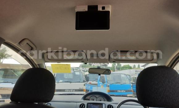 Acheter Import Voiture Toyota Sienta Autre à Kampala, Ouganda Acheter Import Voiture Toyota Sienta Autre à Kampala, Ouganda