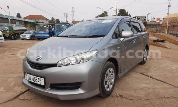 Nunua Imported Toyota Wish Nyingine Gari ndani ya Kampala nchini Uganda Nunua Imported Toyota Wish Nyingine Gari ndani ya Kampala nchini Uganda