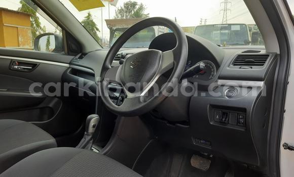 Acheter Import Voiture Suzuki Swift Gris à Kampala, Ouganda Acheter Import Voiture Suzuki Swift Gris à Kampala, Ouganda