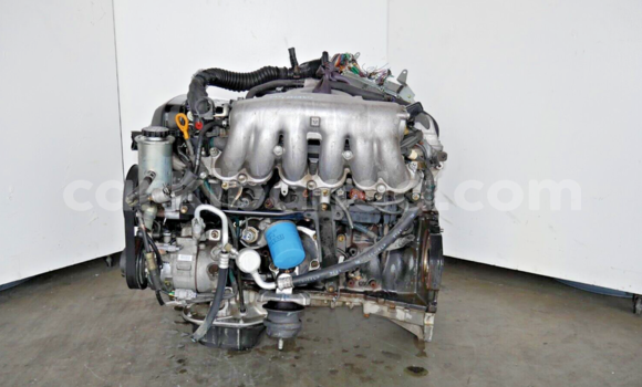 Acheter LEXUS GS300 IS300 à Kampala, Ouganda Acheter LEXUS GS300 IS300 à Kampala, Ouganda