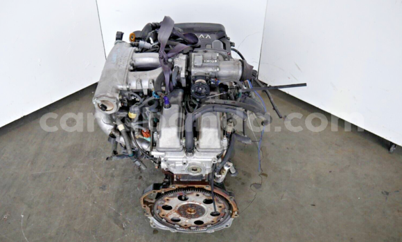 Acheter LEXUS GS300 IS300 à Kampala, Ouganda Acheter LEXUS GS300 IS300 à Kampala, Ouganda