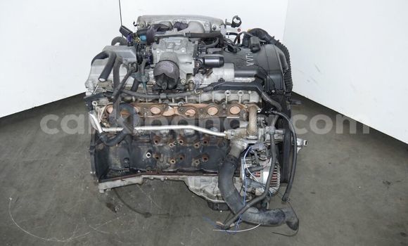 Acheter LEXUS GS300 IS300 à Kampala, Ouganda Acheter LEXUS GS300 IS300 à Kampala, Ouganda