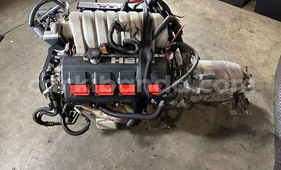 Acheter CHRYSLER 300C SRT8 à Kampala, Ouganda Acheter CHRYSLER 300C SRT8 à Kampala, Ouganda