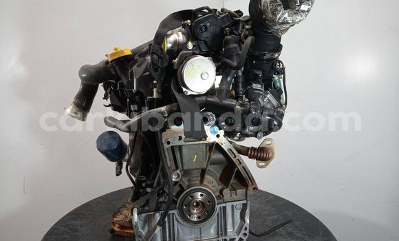 Acheter RENAULT CLIO. à Kampala, Ouganda Acheter RENAULT CLIO. à Kampala, Ouganda