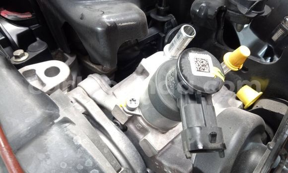 Acheter RENAULT CLIO. à Kampala, Ouganda Acheter RENAULT CLIO. à Kampala, Ouganda