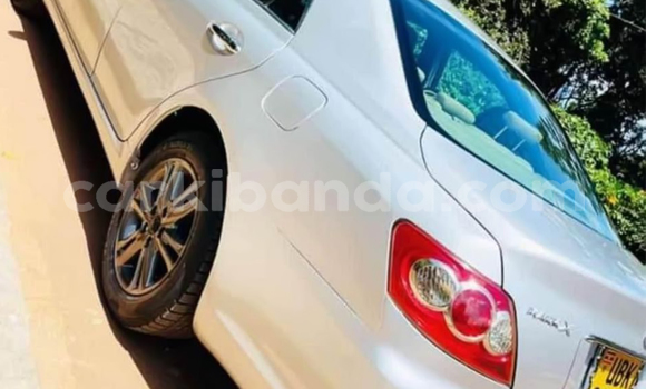 Buy Used Toyota Mark X Silver Car in Bweyogerere in Central