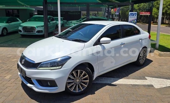 Buy Used Suzuki Ciaz White Car in Kampala in Uganda