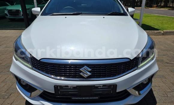 Buy Used Suzuki Ciaz White Car in Kampala in Uganda Buy Used Suzuki Ciaz White Car in Kampala in Uganda