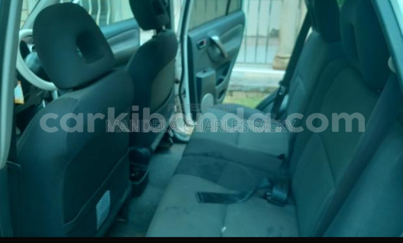 Buy Used Toyota RAV4 White Car in Adjumani in Northern Buy Used Toyota RAV4 White Car in Adjumani in Northern