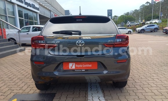 Acheter Occasion Voiture Toyota Starlet Bleu à Kampala, Ouganda Acheter Occasion Voiture Toyota Starlet Bleu à Kampala, Ouganda