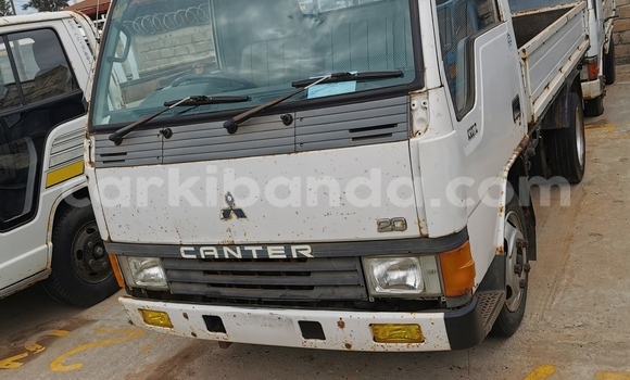 Buy Used Mitsubishi Lancer Cargo White Car in Kampala in Uganda Buy Used Mitsubishi Lancer Cargo White Car in Kampala in Uganda