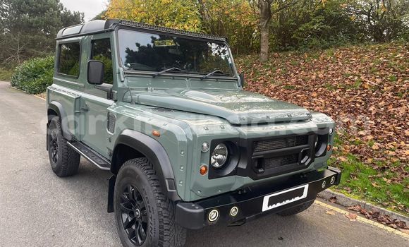 Buy Used Land Rover Defender Green Car in Kampala in Uganda