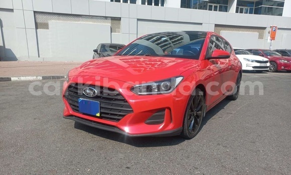 Gura Yakoze Hyundai Veloster Red Imodoka i Kampala mu Uganda