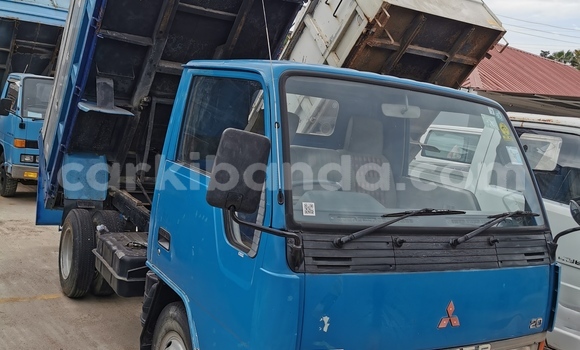 Buy Used Mitsubishi 3000 GT Blue Car in Kampala in Uganda Buy Used Mitsubishi 3000 GT Blue Car in Kampala in Uganda