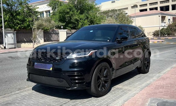 Nunua Ilio tumika Range Rover Range Rover Nyeusi Gari ndani ya Kampala nchini Uganda Nunua Ilio tumika Range Rover Range Rover Nyeusi Gari ndani ya Kampala nchini Uganda
