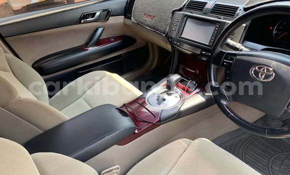 Buy Used Toyota Mark X White Car in Kampala in Uganda Buy Used Toyota Mark X White Car in Kampala in Uganda
