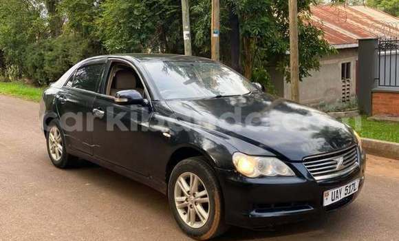 Gura Yakoze Toyota Mark X Black Imodoka i Kampala mu Uganda Gura Yakoze Toyota Mark X Black Imodoka i Kampala mu Uganda