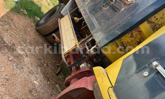 Buy Used Hino 300 Series Black Truck in Kampala in Uganda Buy Used Hino 300 Series Black Truck in Kampala in Uganda