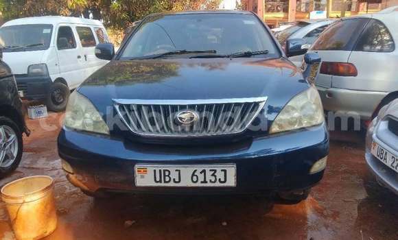 Buy Used Toyota Harrier Black Car in Kampala in Uganda Buy Used Toyota Harrier Black Car in Kampala in Uganda