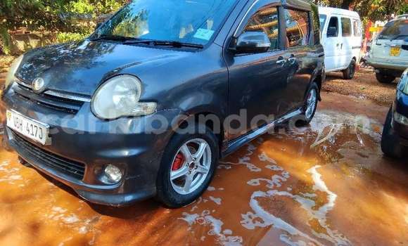 Buy Used Toyota Sienta Other Car in Kampala in Uganda Buy Used Toyota Sienta Other Car in Kampala in Uganda