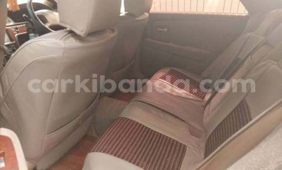 Acheter Occasion Voiture Toyota Mark II Blanc à Kampala, Ouganda