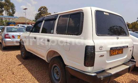 Buy Used Toyota Land Cruiser White Car in Kampala in Uganda Buy Used Toyota Land Cruiser White Car in Kampala in Uganda