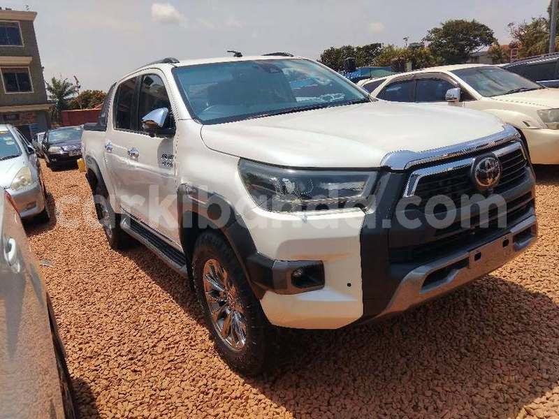 Big with watermark toyota hilux uganda kampala 22824