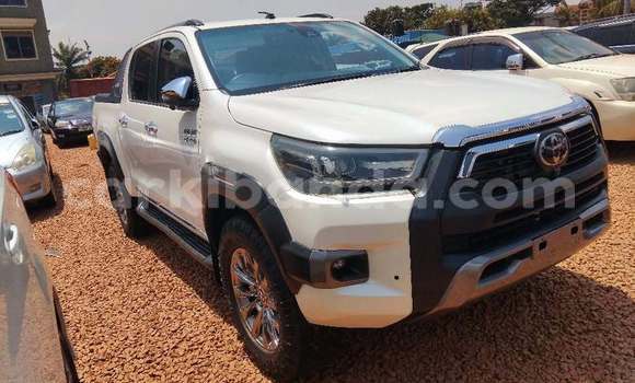 Buy Used Toyota Hilux White Car in Kampala in Uganda Buy Used Toyota Hilux White Car in Kampala in Uganda
