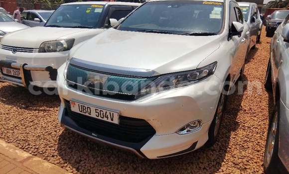 Buy Used Toyota Harrier White Car in Kampala in Uganda Buy Used Toyota Harrier White Car in Kampala in Uganda